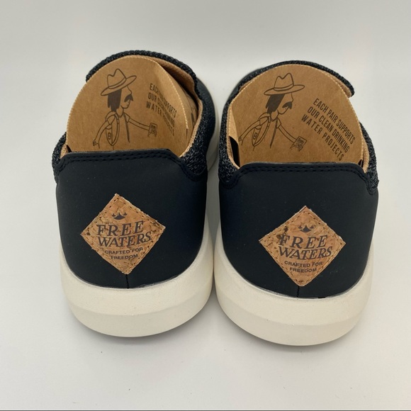 Men's Freewaters TRVL Slip-On Shoes - Black - 11 - Picture 5 of 9